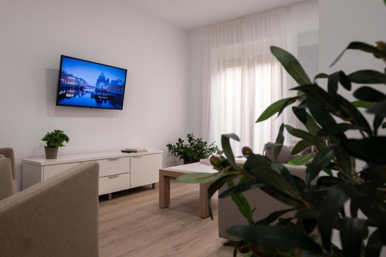 Luxor Torre Del Clavero Apartments Саламанка Экстерьер фото