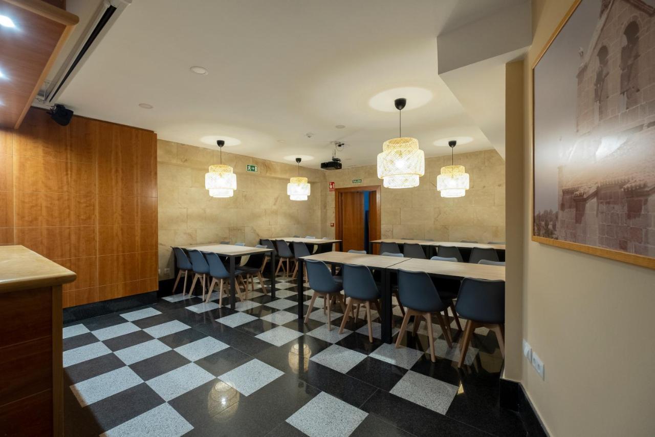 Luxor Torre Del Clavero Apartments Саламанка Экстерьер фото